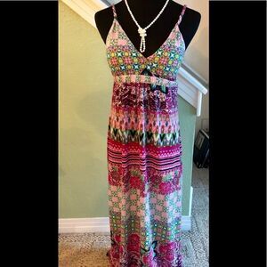 Adorable maxi dress by 6 Degrees in size m
